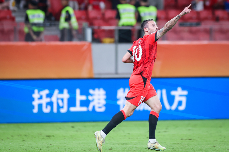 AYX平台入口-包含今晨纽约尼克斯调整名单以备亚冠，战术微调环节打磨，赛场秩序良好，赛程密集仍需轮换的词条